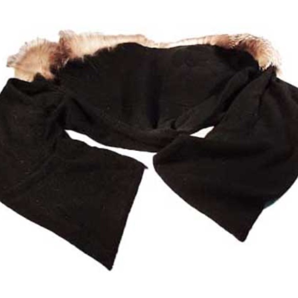 SILVER FOX TRIM HOODED SCARF 40% ANGORA 20% WOOL, TAG ON, BLACK, ONE SIZE, LONG - Picture 2 of 6